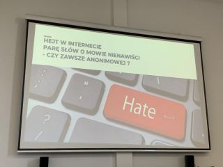 3_(2)